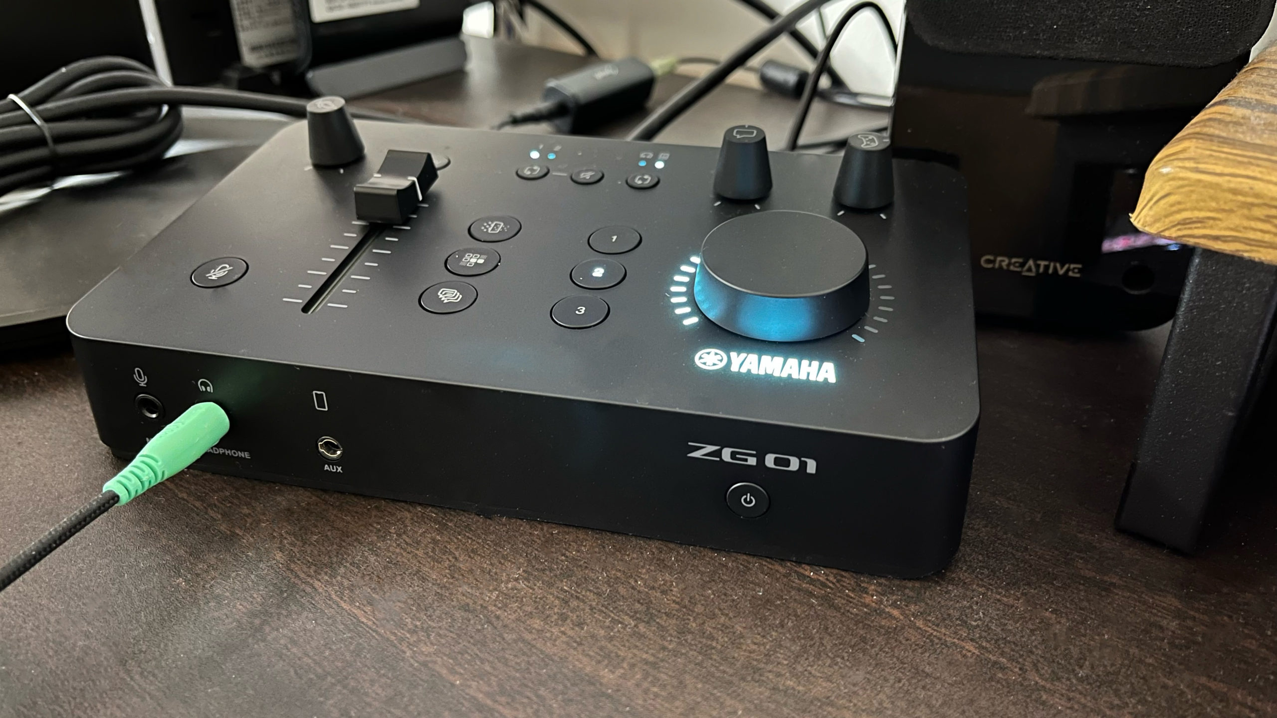 美品】Yamaha ZG01 オーディオインターフェイス 本体 動作良好 Amazon