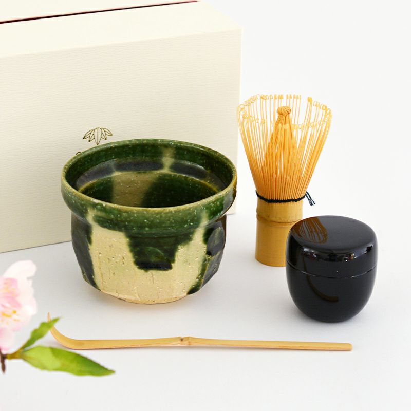 販売 【清宮】山根清玩 造「萩茶碗」共箱 幅 約13.3cm 高さ 約7.8cm