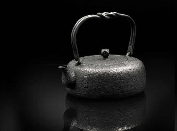 Koizumi Nizaemon XI (十一代小泉仁左衛門 清岳), Japanese b.1971