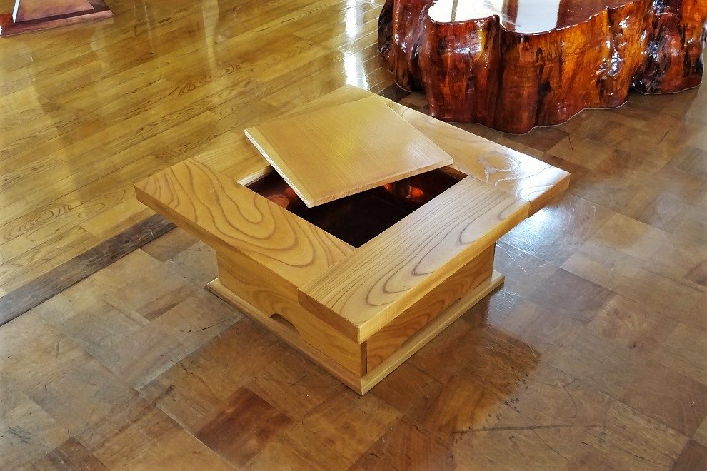 秋山郷山源木工無垢輪切りテーブル