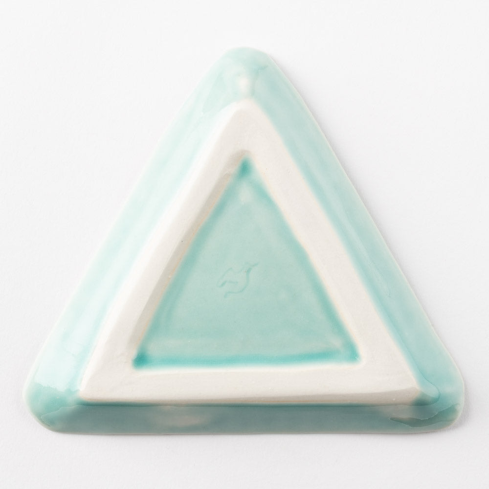 作家 梶山友里 花の三角皿（水色） ¥3,080 大人の焼き物