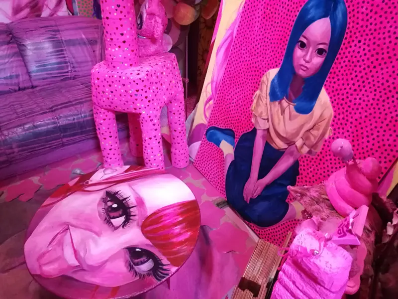 竹ノ塚にあるピンクの館「あさくら画廊」が激ヤバ！ | おたくま経済新聞