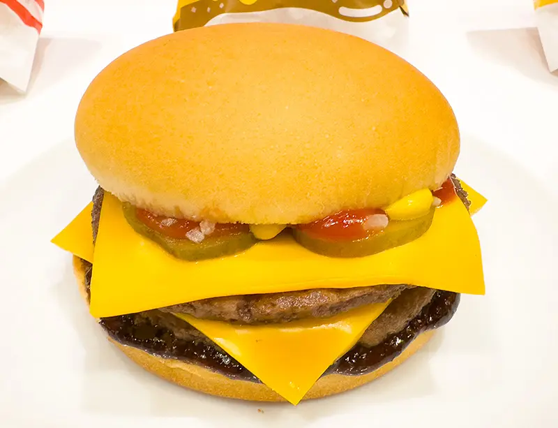 マクドナルド「ダブチ」の“進化版”が10月23日から限定発売 アメリカで
