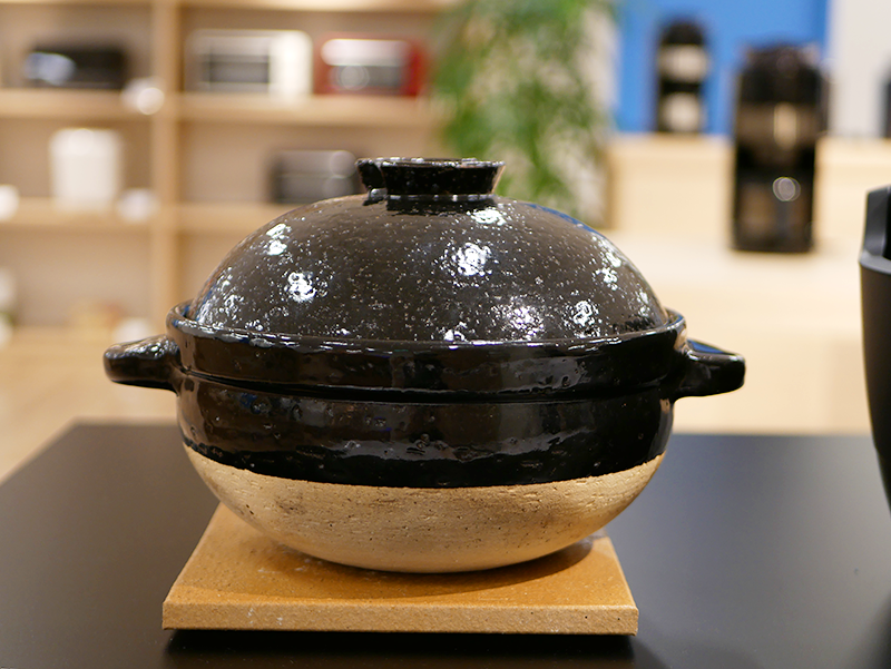 直火炊きと変わらない！ 話題の電気炊飯器「かまどさん電気」について