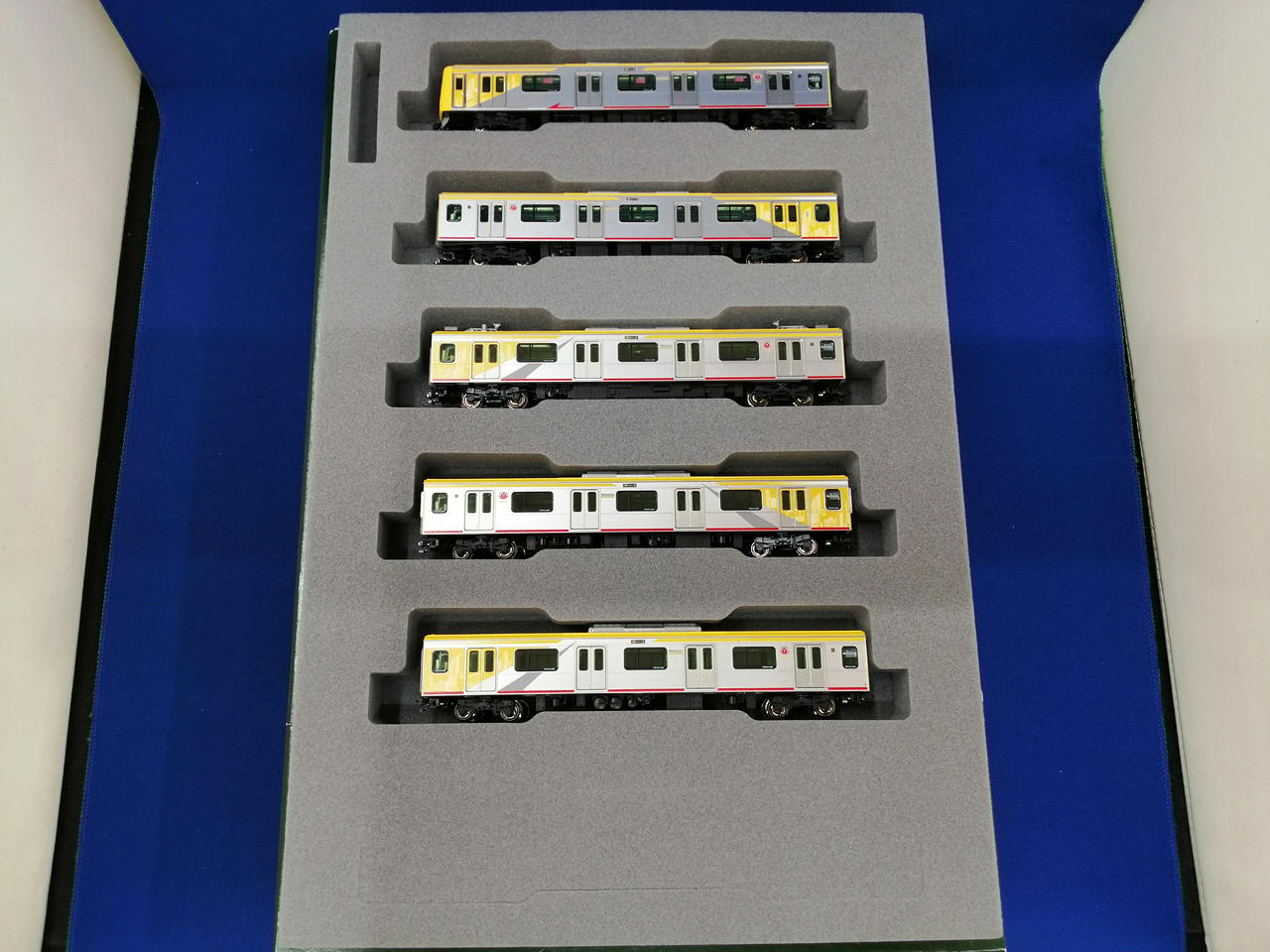 カトー(KATO)|東急電鉄5050系4000番台渋谷ヒカリエ号10両セット