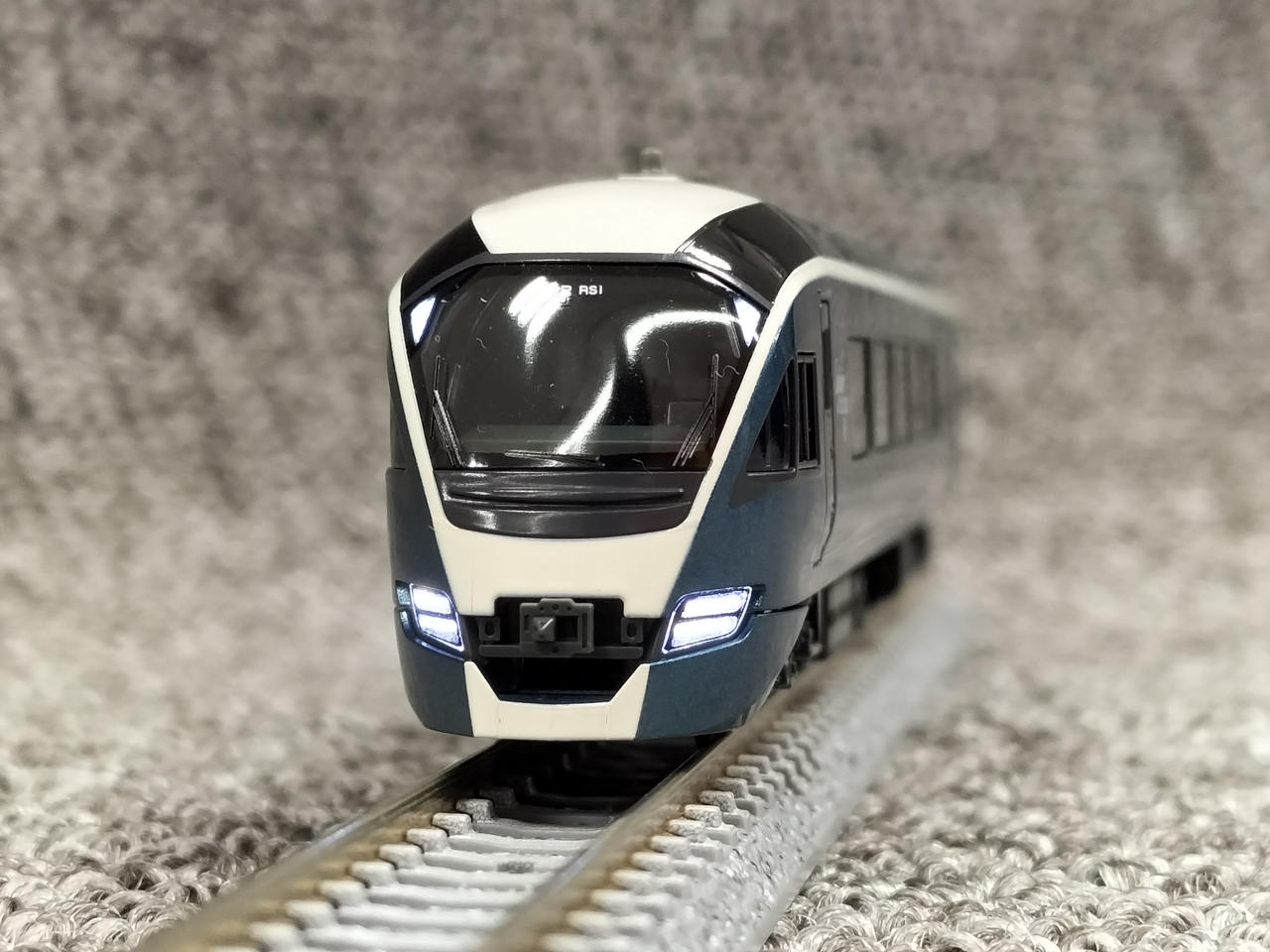 KATO|E261系 サフィール踊り子 8両セット|【ハードオフ公式通販】オフ