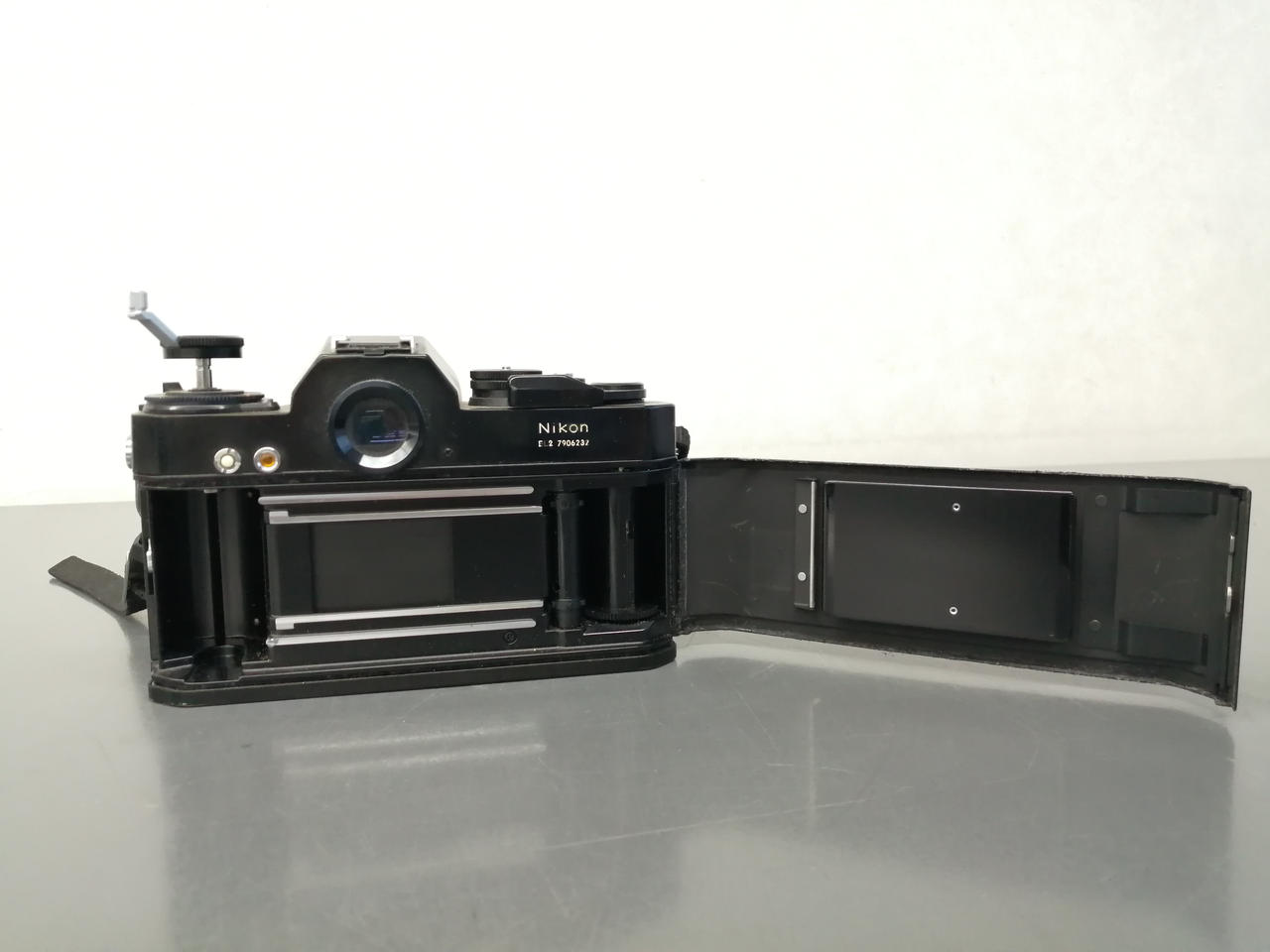 中古Nikon フィルムカメラセット（2022.12再び最低価格調整済み）