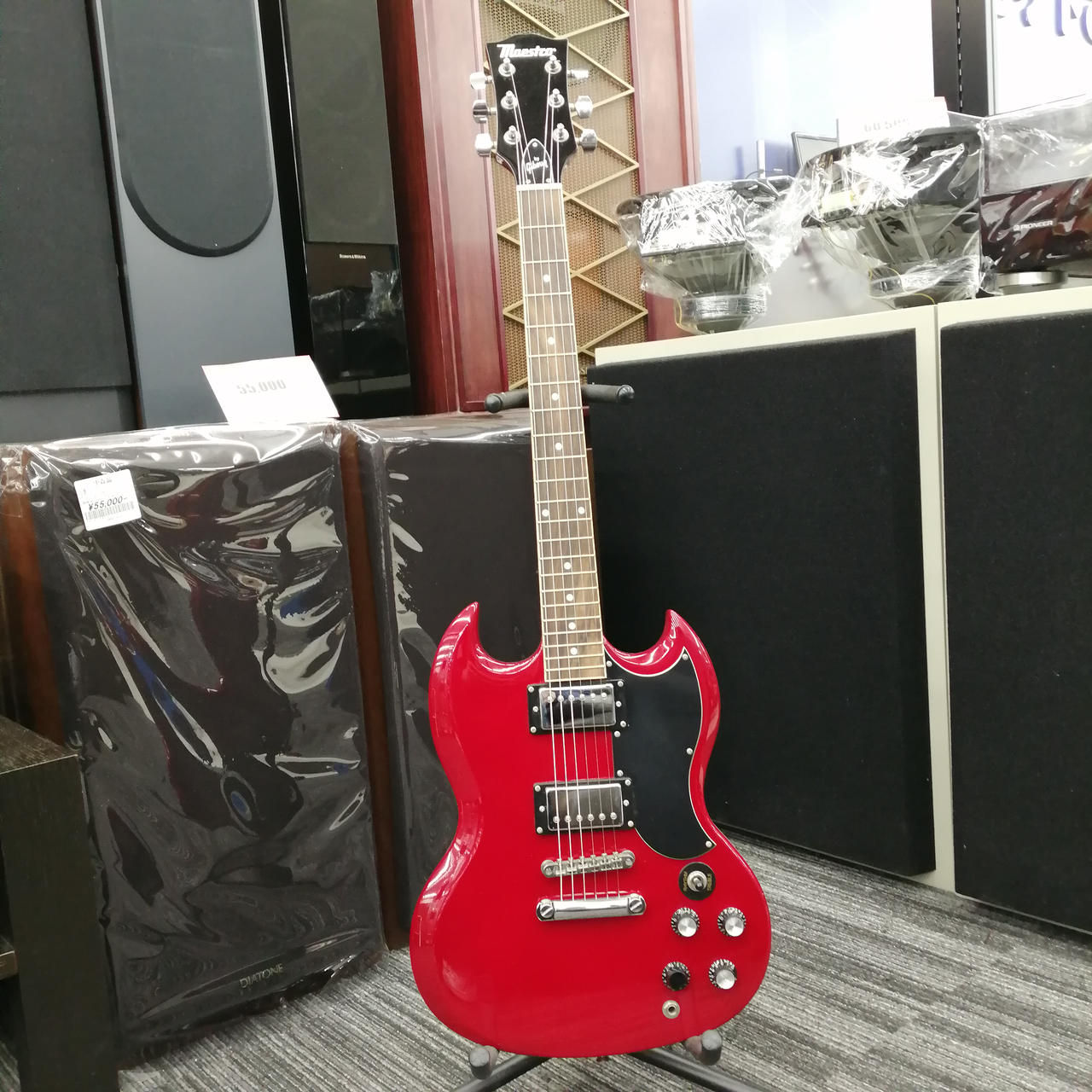 マエストロバイギブソンSG K*n様 【なかなか美品！】Maestro