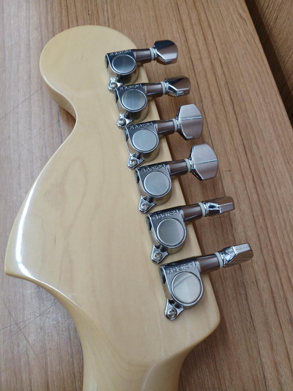 FENDER JAPAN|72年仕様ラージヘッドストラト|【ハードオフ公式通販