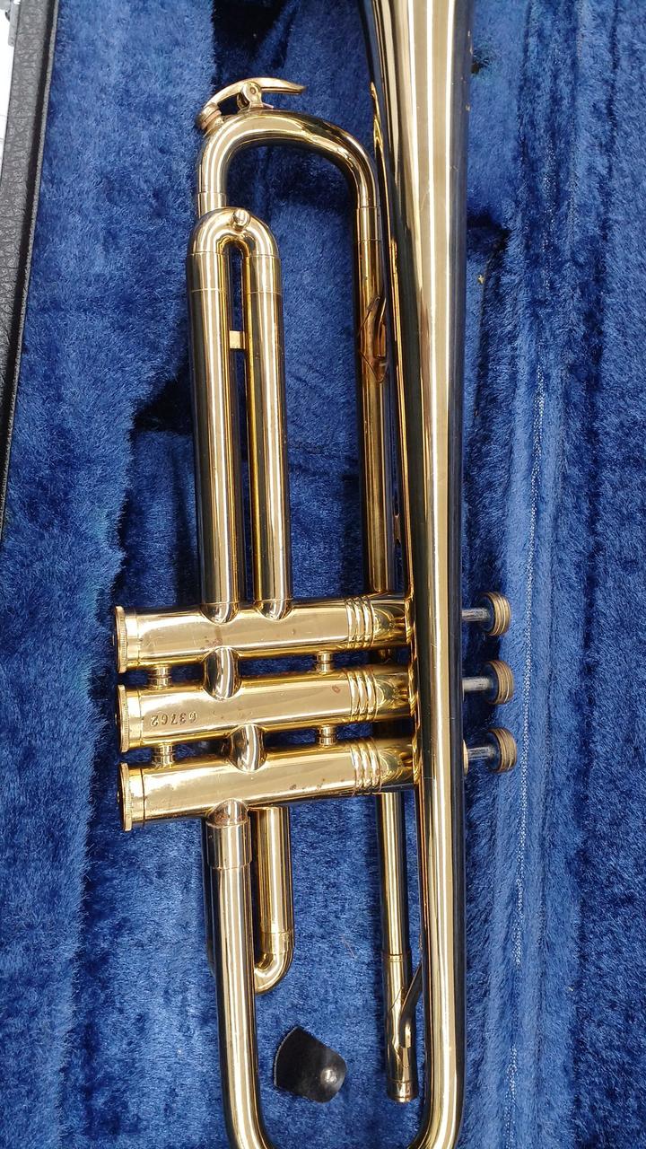 マ*ク様 ヒュッテル/トランペット/ケース付/HUTTEL/ヴィンテージ/年代
