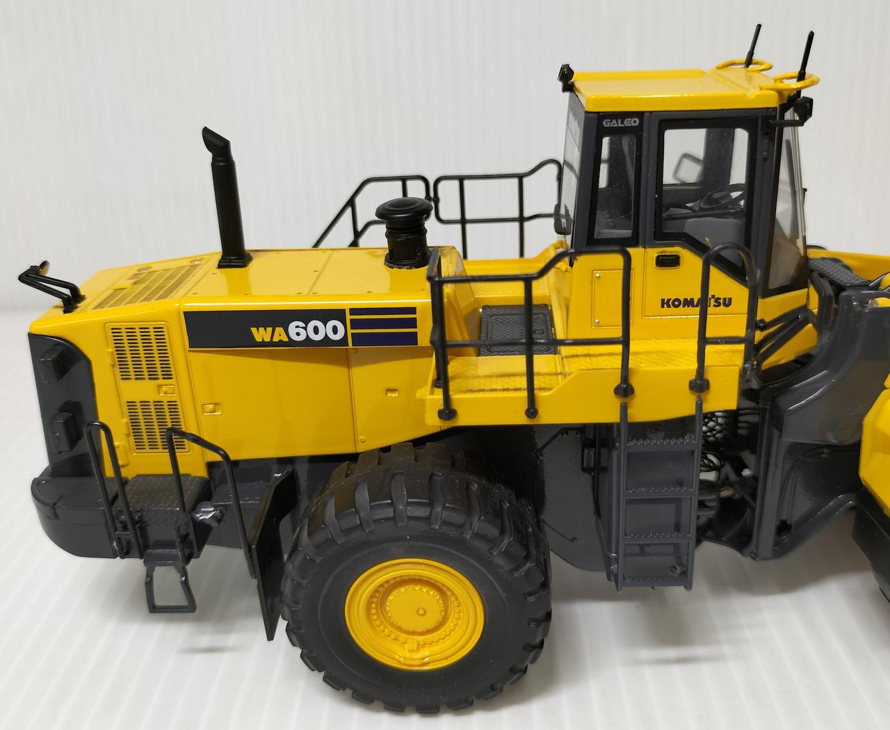 1/50 コマツ WA600-8 ストーンハンドラー ミニチュア Komatsu WA600-8