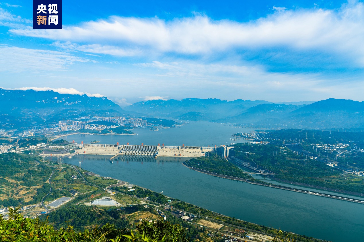 世界最大のクリーンエネルギー回廊 累計発電量3兆5000億キロワット時突破