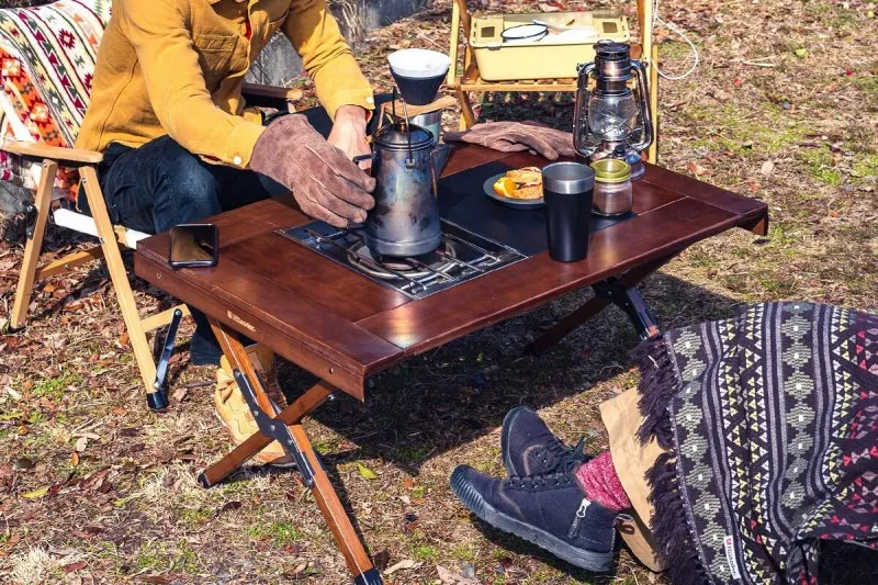 Hilander シェフテーブル｜ブナ素材を使用した上位モデルに加えて