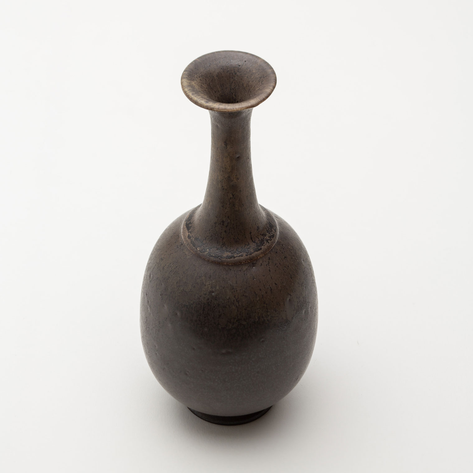 黒色陶器製丸型花瓶 花入れ 花器 創玄窯 篠原雅士 華道創