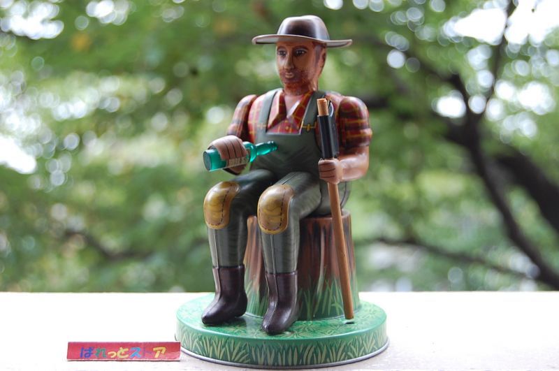 東京・下町の老舗おもちゃメーカー・アルプスの最後のブリキ製品『酒