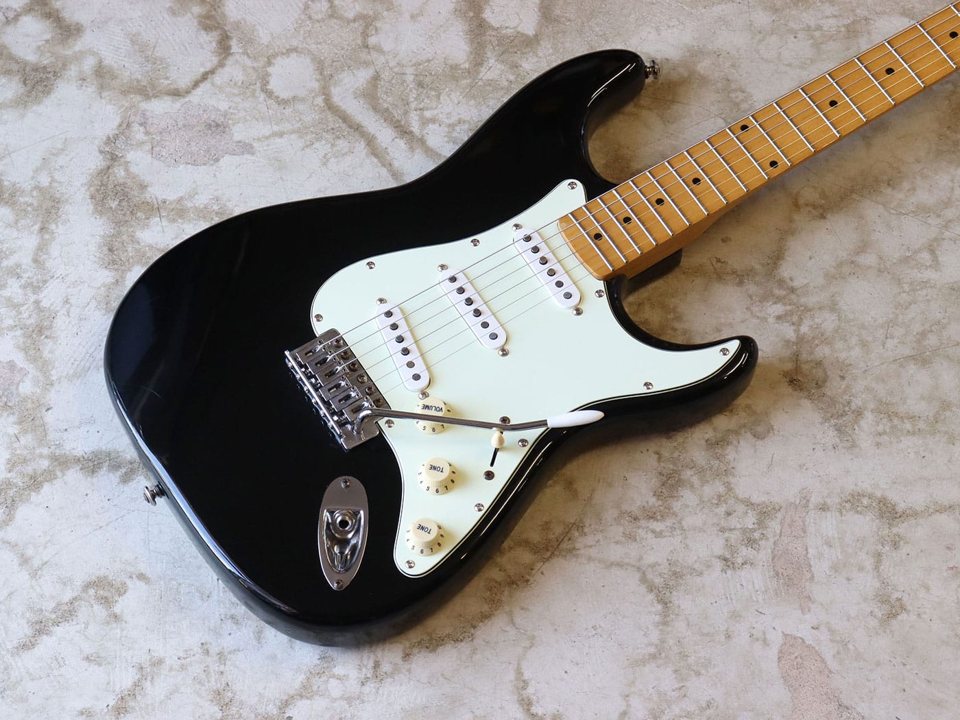 Mavis エレキギター (9点セット) メイビス エレキギター エレキギター