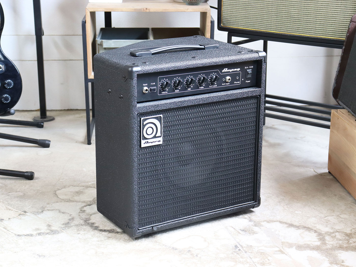 Ampeg BA-108 ベース用アンプ 【公式通販】