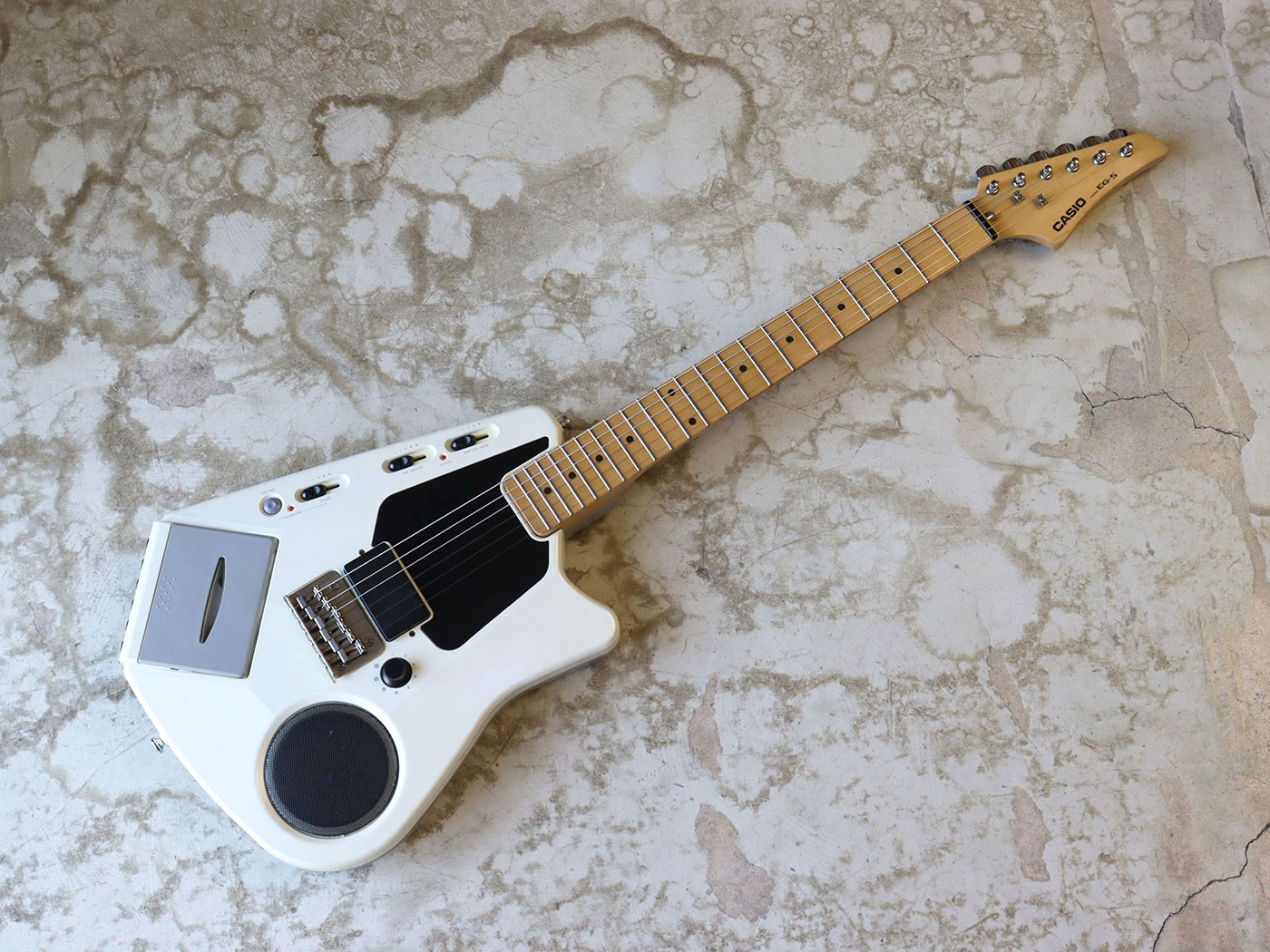 CASIO カシオ EG-5 エレキング アンプ内蔵ギター 動作品 CASIO カシオ