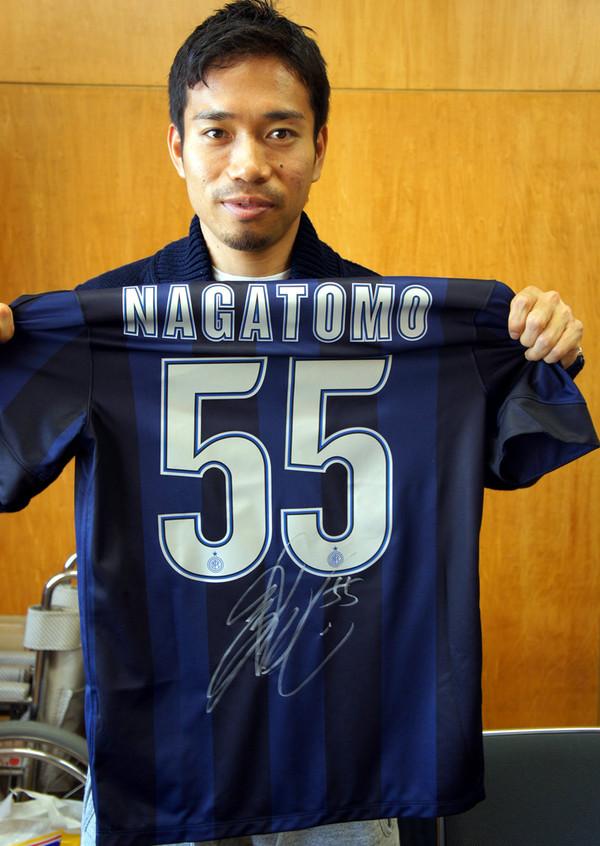 長友佑都 インテルメンバー 直筆サイン 公式 ユニフォーム