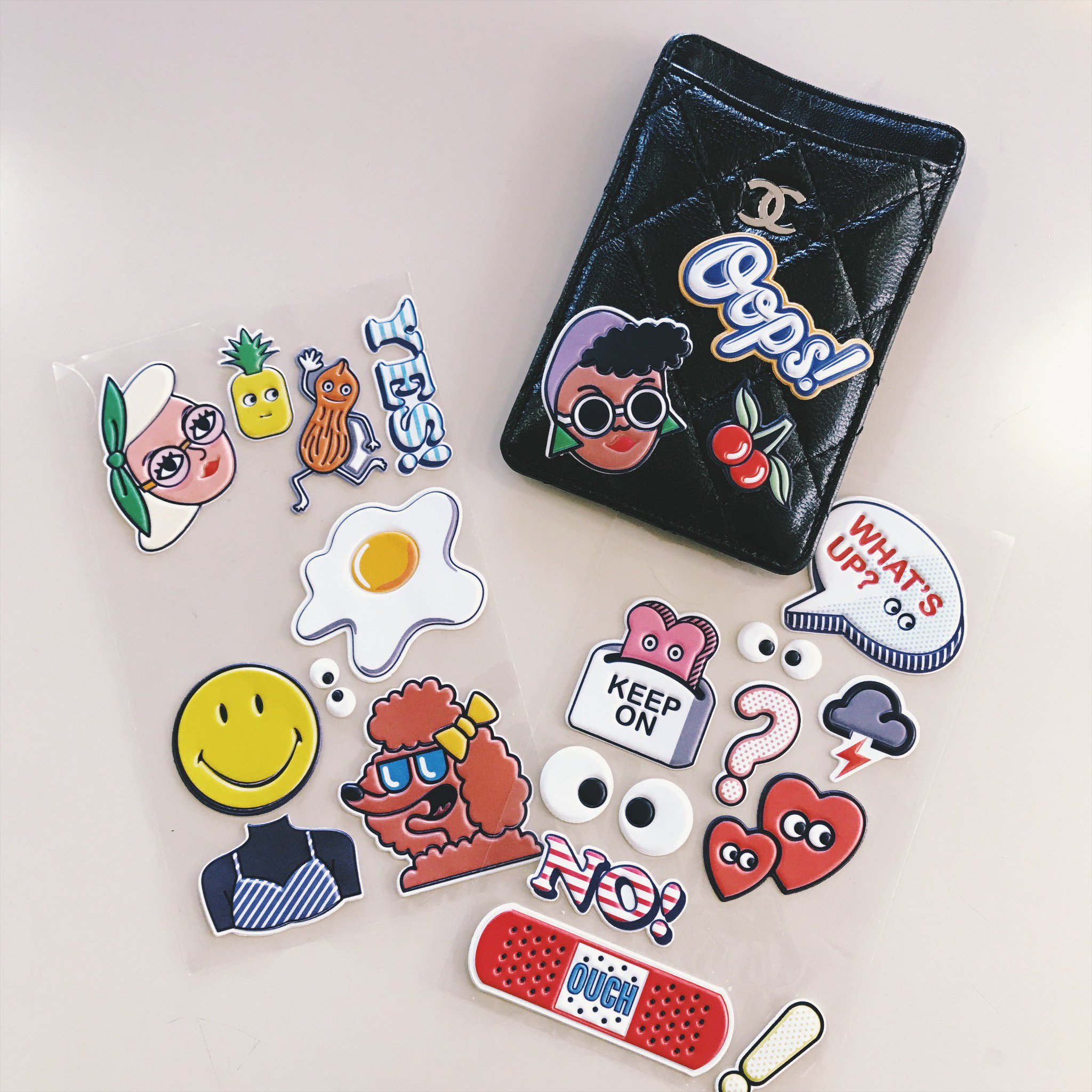 新品未使用超レアLONDON本店購入アニヤハインドマーチスマイリー革