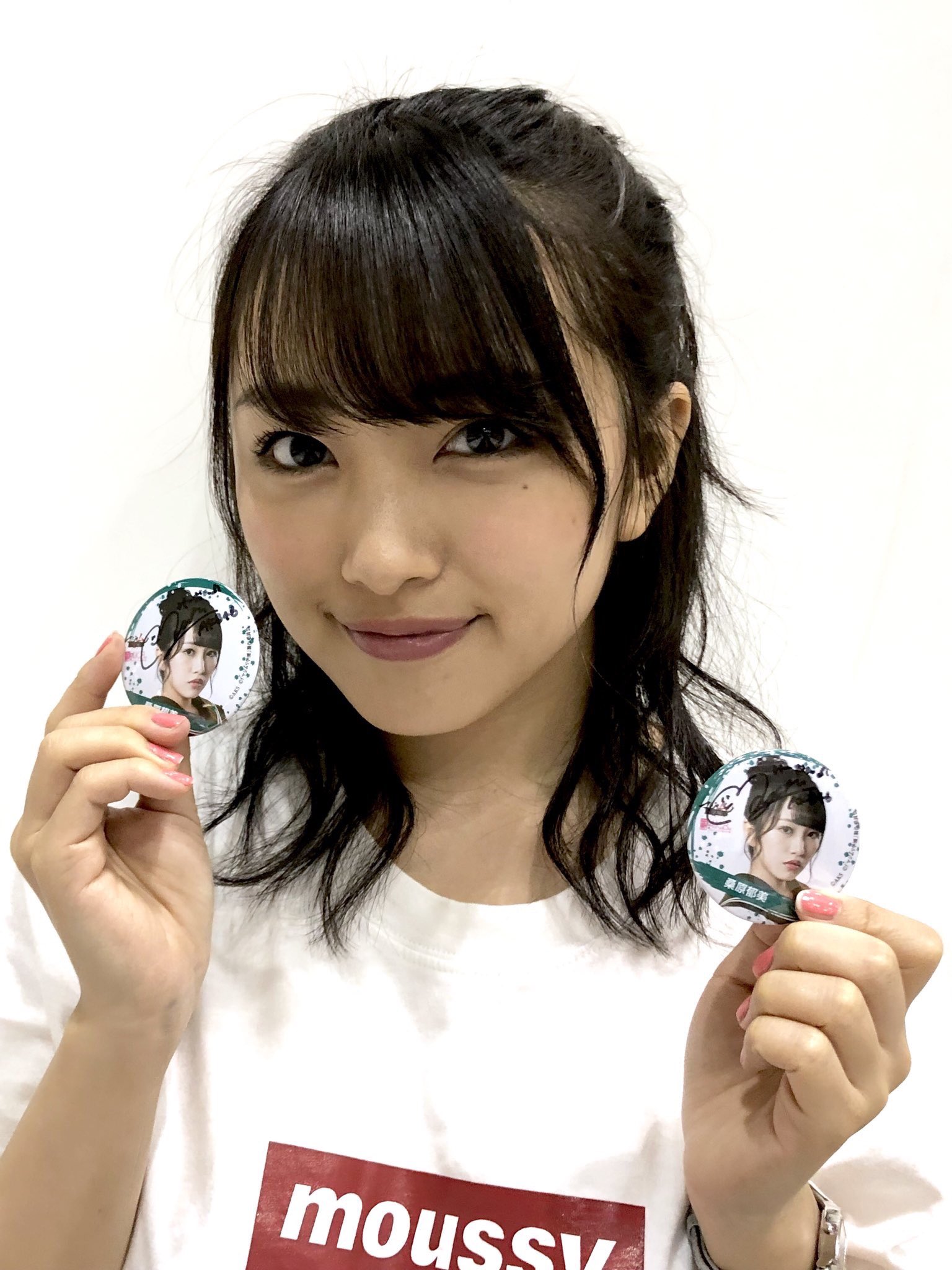 AKB 向井地 美音 サイン ポスター 向井地美音 直筆サインチェキ 当選品