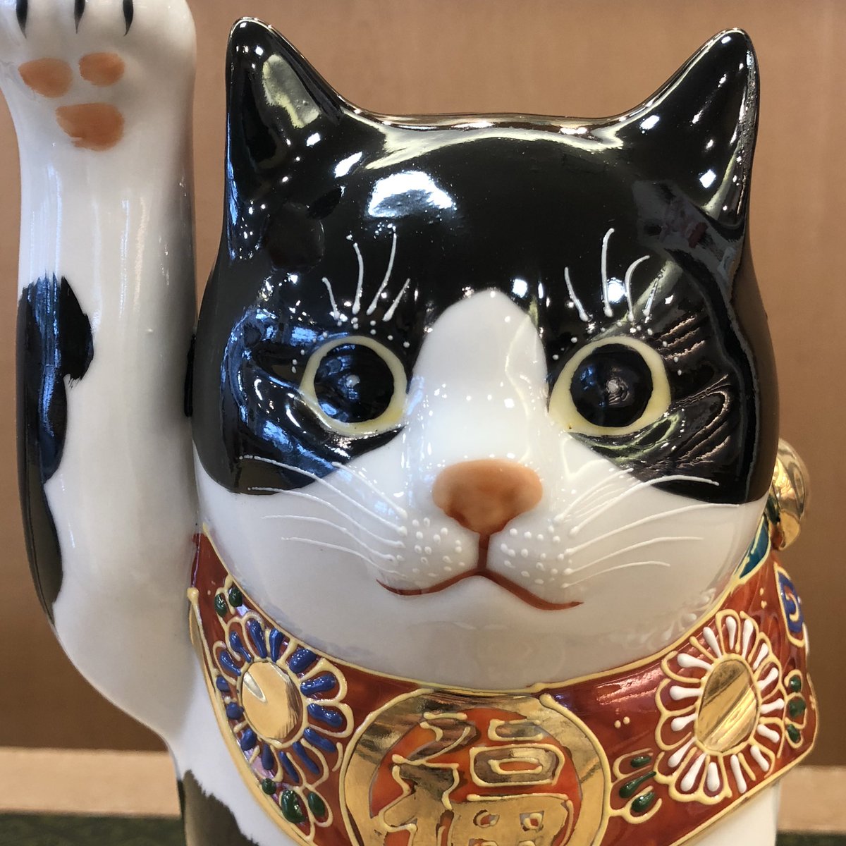 戦前-昭和 九谷焼 黒猫 招き猫 金沢駅前九谷焼黒龍堂 on X: