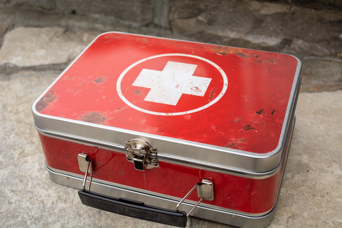 現実でも霧の森気分を味わいたいアナタにピッタリ！ 医療キット型