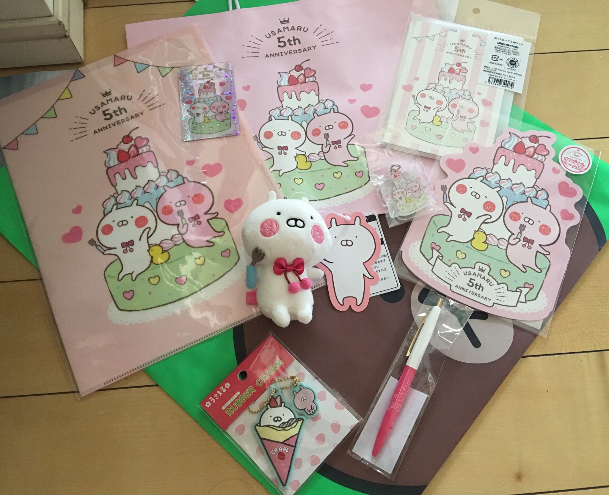 美品・未開封】うさまる ピンバッジ 5周年 美品・未開封】うさまる