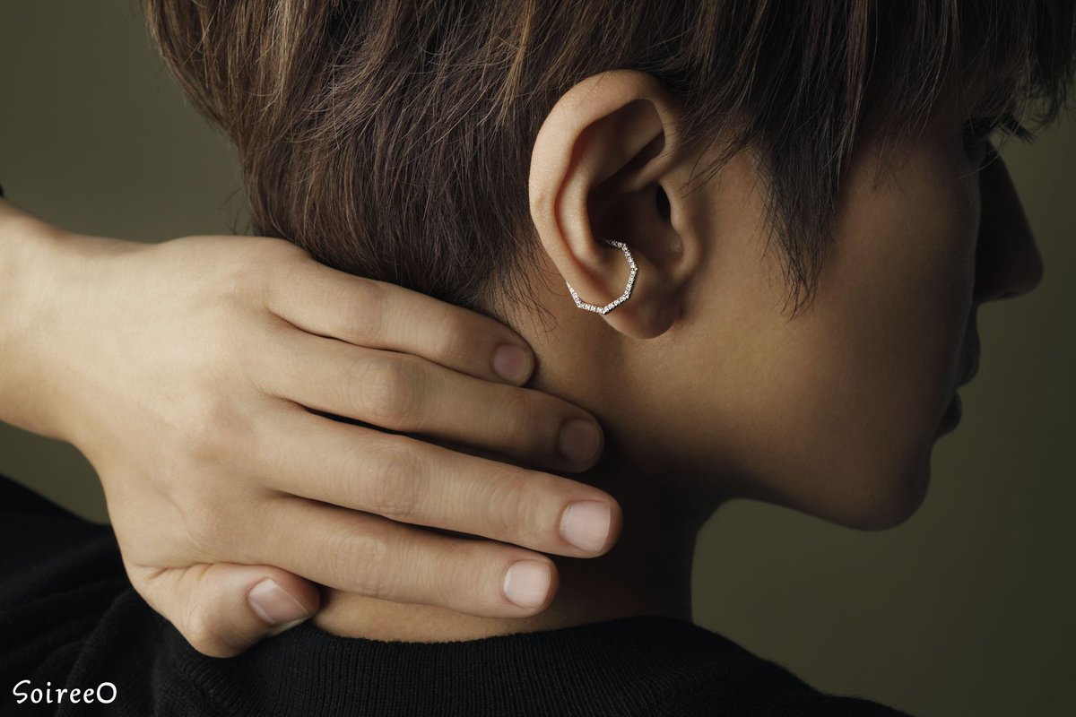 Nissy ソワレオー 10K Nピアス ダイヤ Nissy ソワレオー 10K Nピアス