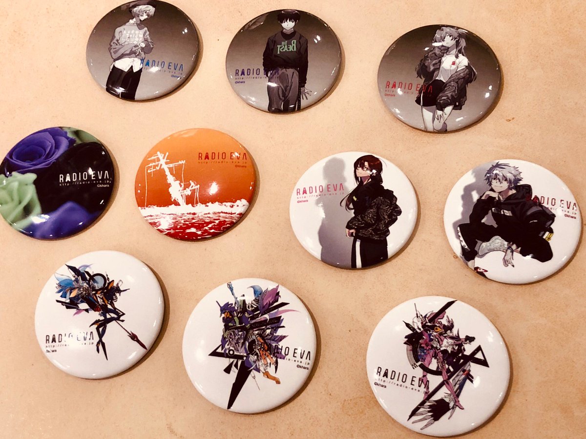 RADIO EVA POP UP STORE SAPPORO】 店内にはガチャコーナーも設置