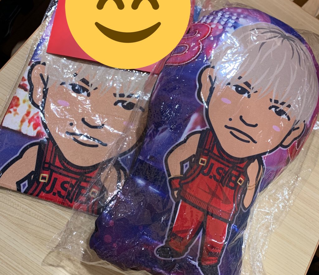 登坂広臣UMP 赤衣装 レア タオル