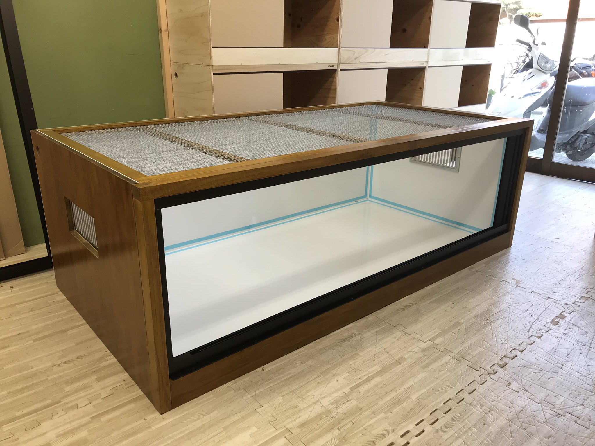 くらっしぃ【OKA CAGE】爬虫類ケージ 1200×450×450 防水 くらっしぃ