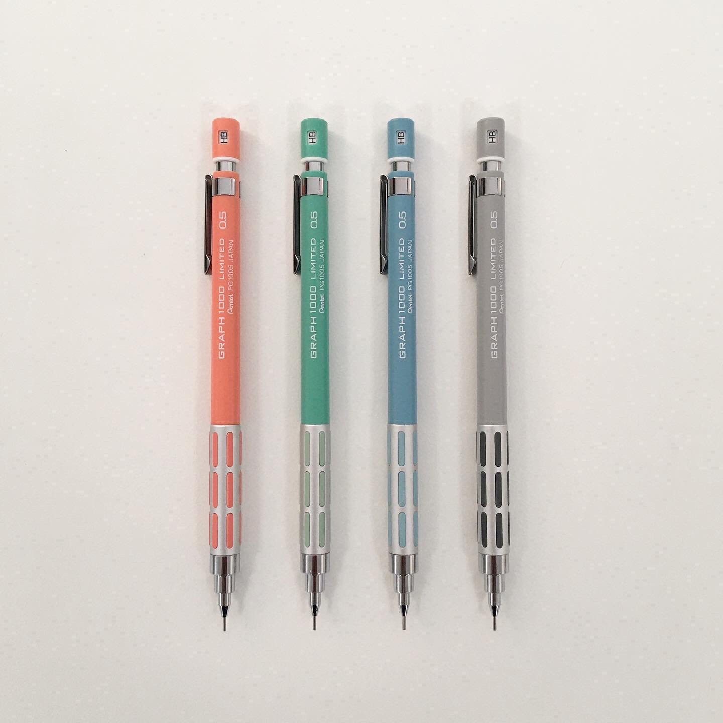 グラフ1000 TSUTAYA限定 クリアホワイト 0.5mm ① 即決！ぺんてる