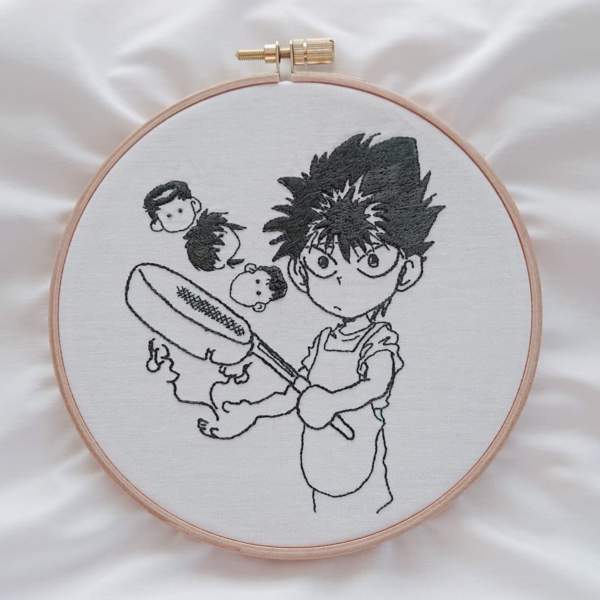 幽遊白書19巻より飛影、蔵馬、幽助、桑原くんを刺繍しました。 幽白は