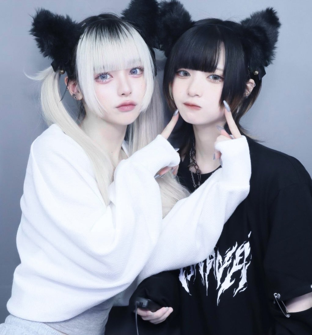 AVAM 東雲青空 月深乃絢 チェキ AVAM 東雲青空 月深乃絢 チェキ