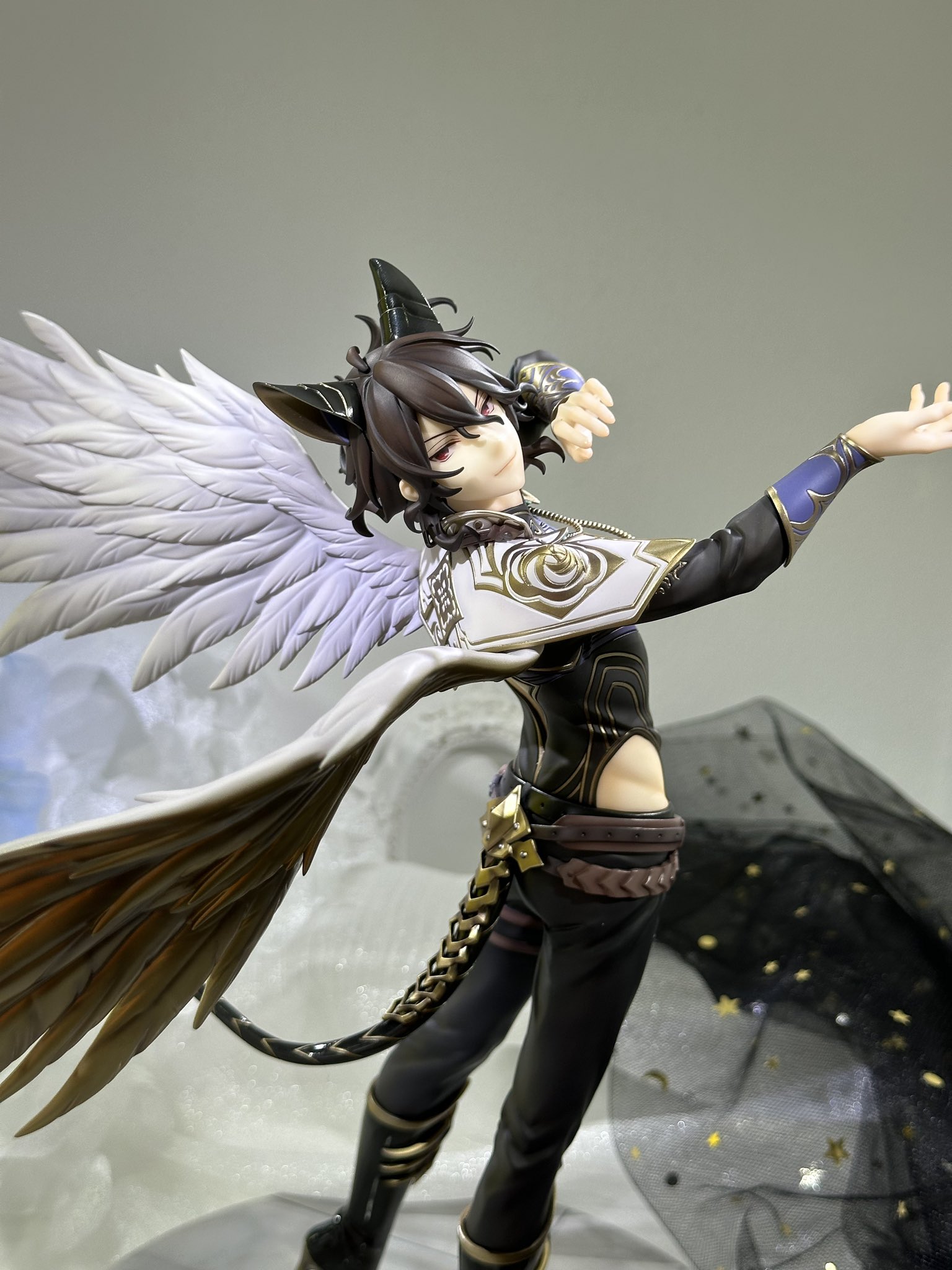 中国 あんスタ (偶像梦幻祭2) 限定 フィギュア 谧影之神 朔間 零