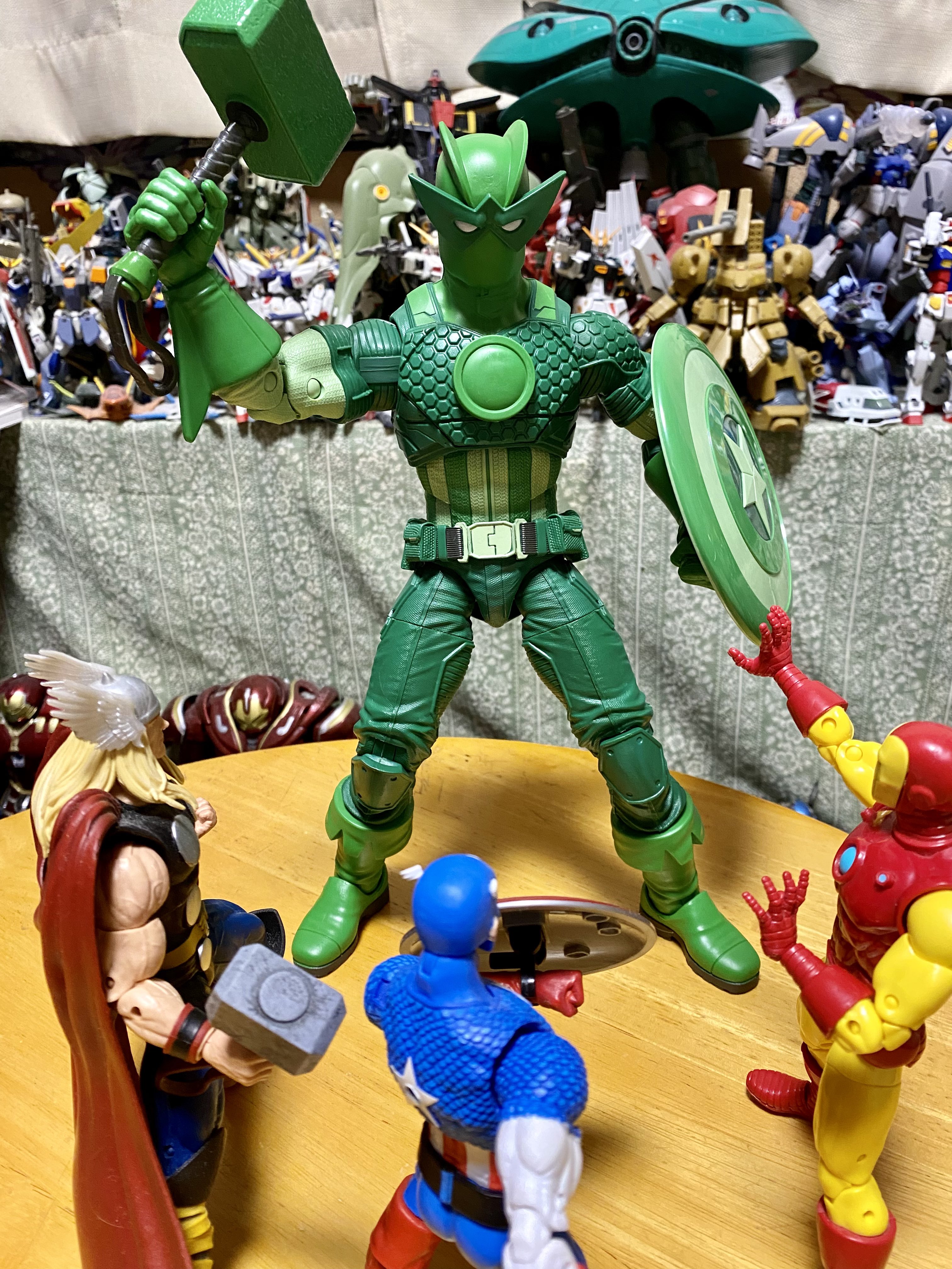 Amazon.co.jp: Hasbro Marvel Legendsシリーズ スーパーアダプトイド