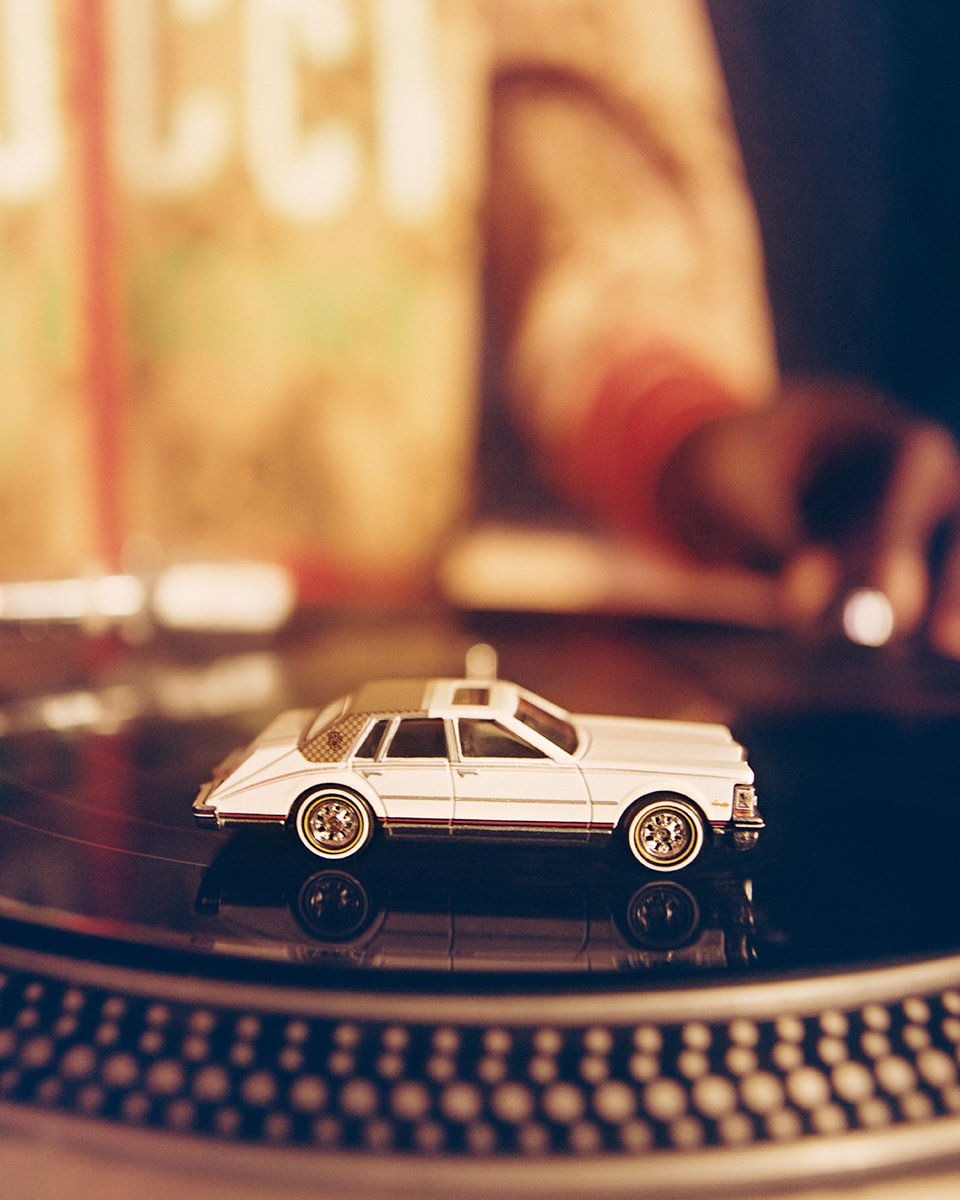 グッチは米国の玩具メーカーMattel社の @Hot_Wheels と