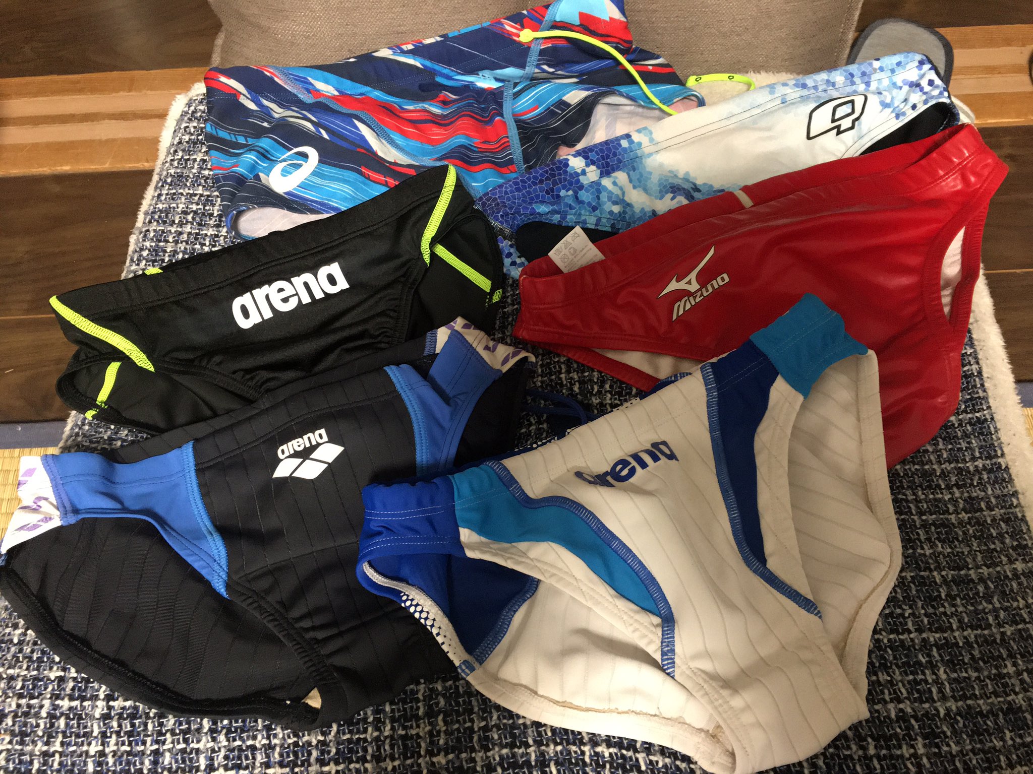 未使用】アリーナ Mサイズ arena 競パン 競泳水着 競パン arena M