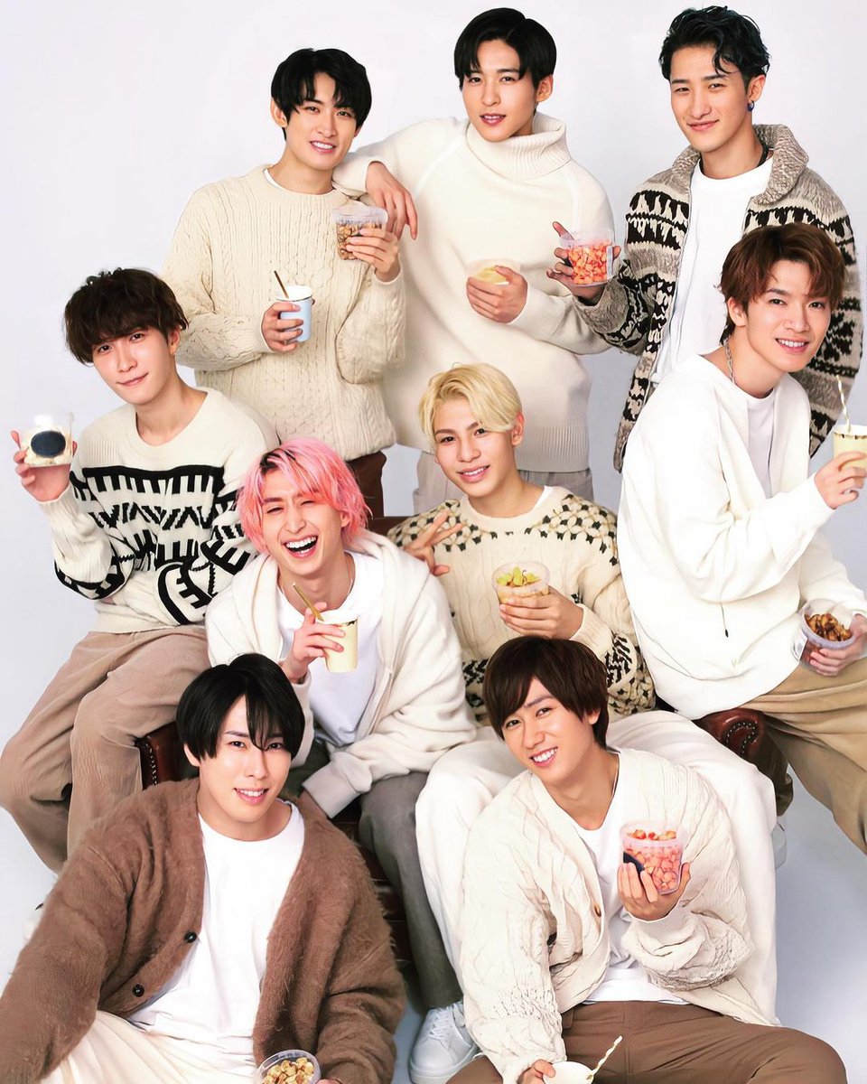 Smile 😁⛄ #SnowMan #岩本照 #深澤辰哉 #ラウール #渡辺翔太 #向井