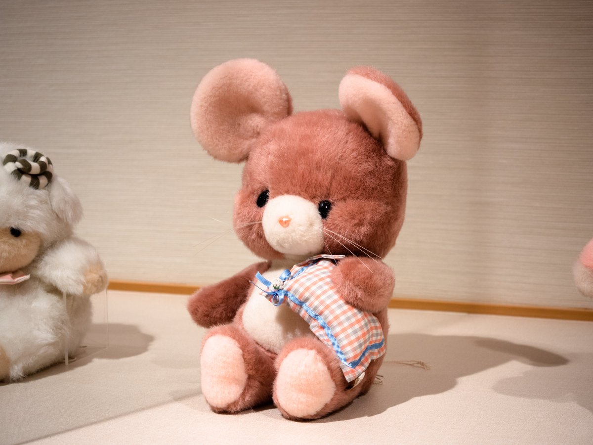 展示風景】 1980年代「Qピッピ」 くすみピンクのボディに、つぶらな瞳