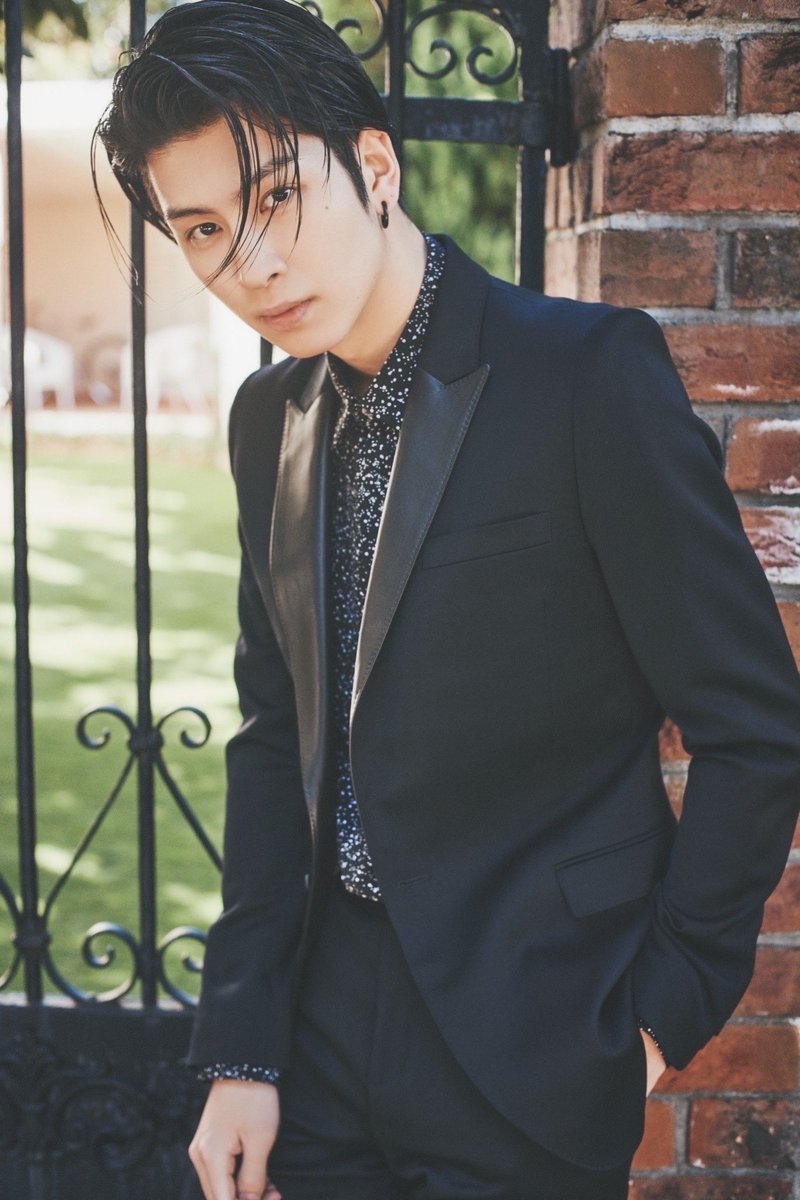 THE RAMPAGE 長谷川慎 トラキン リアルカード クリスマス スーツ THE