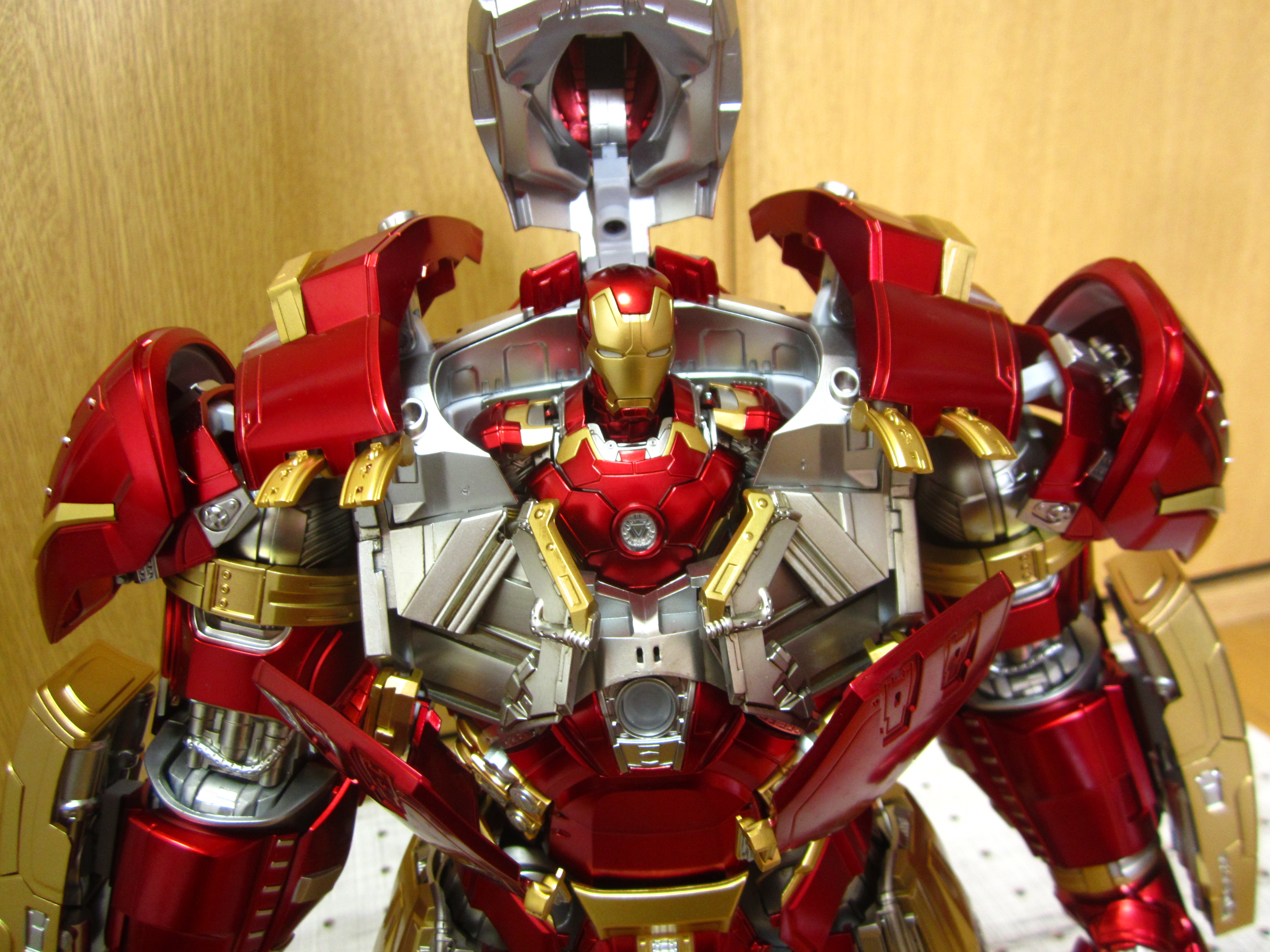 threezero ハルクバスター アイアンマン threezero】The Infinity Saga