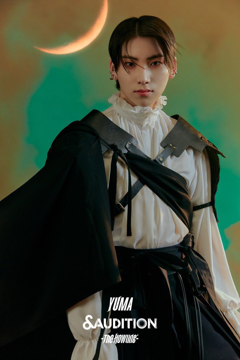 Yuma has been an artist since 2017. He was a member of a-X's(avex