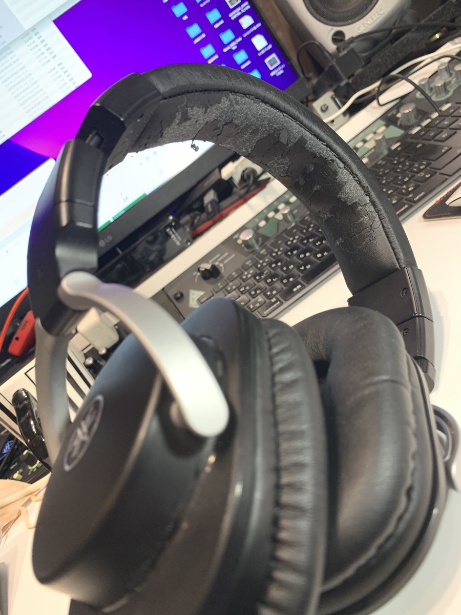 4年くらい愛用してるヘッドフォン、YAMAHA HPH-MT8のビフォアー