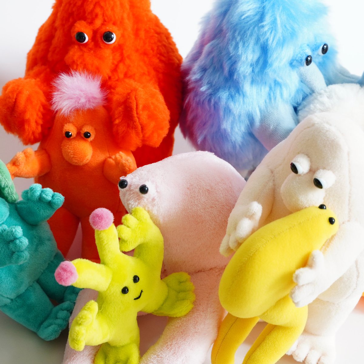 FjcrqzbUAAAyewY.jpg?format=jpg