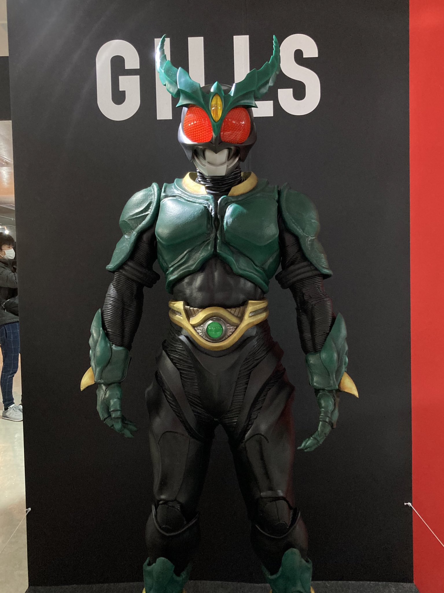 本日匿名配送 仮面ライダーギルス コスプレ用マスク 塗装完成品 本日