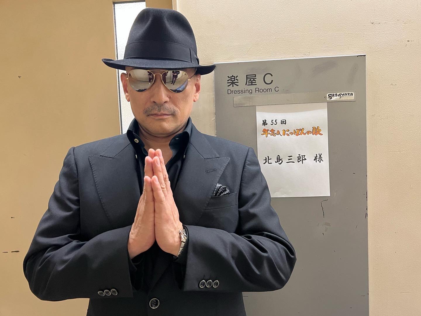 稀少 直筆サイン入り クレイジーケンバンド 半袖 シャツ 横山剣