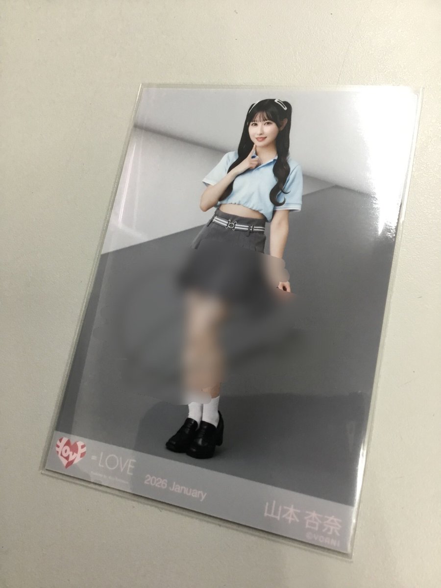 イコラブちゃん 山本杏奈ちゃんのポロシャツの直筆サイン入り生写真も