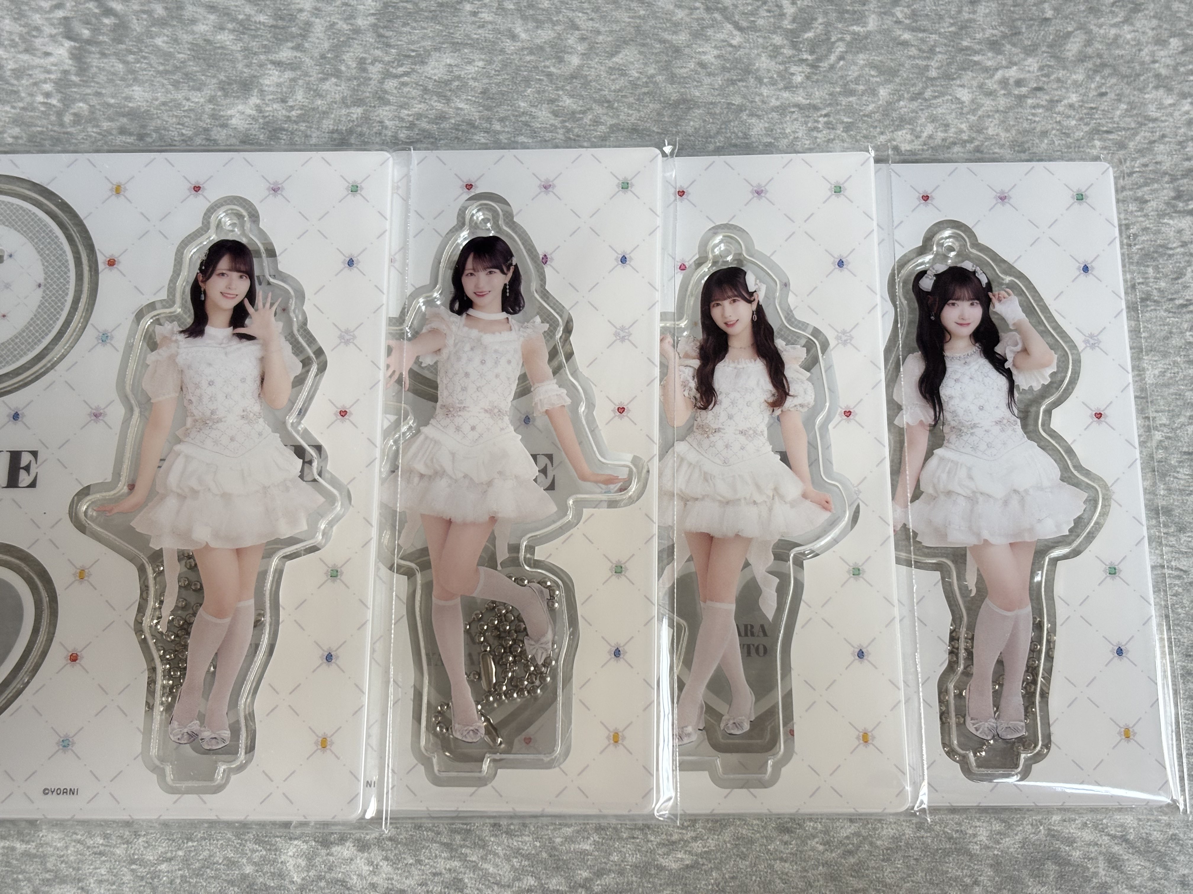 LOVE 佐々木舞香 8周年ツアー 宝石衣装 生写真 ヨリ 直筆 Amazon.co.jp